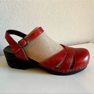 Excellent Condition Dansko Maeve Leather Red Ankle Strap Closed Toe Sandal Clog